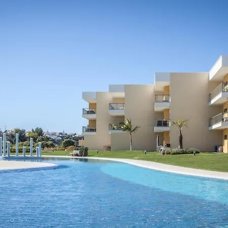Sir Anthony Luxury Apartment